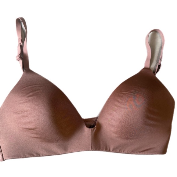 SKIMS Other - SKIMS wireless bra 36 B NWOT